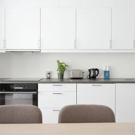 Bob W Gamle Apartment