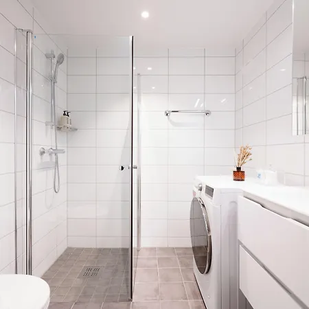 Bob W Gamle Apartment *